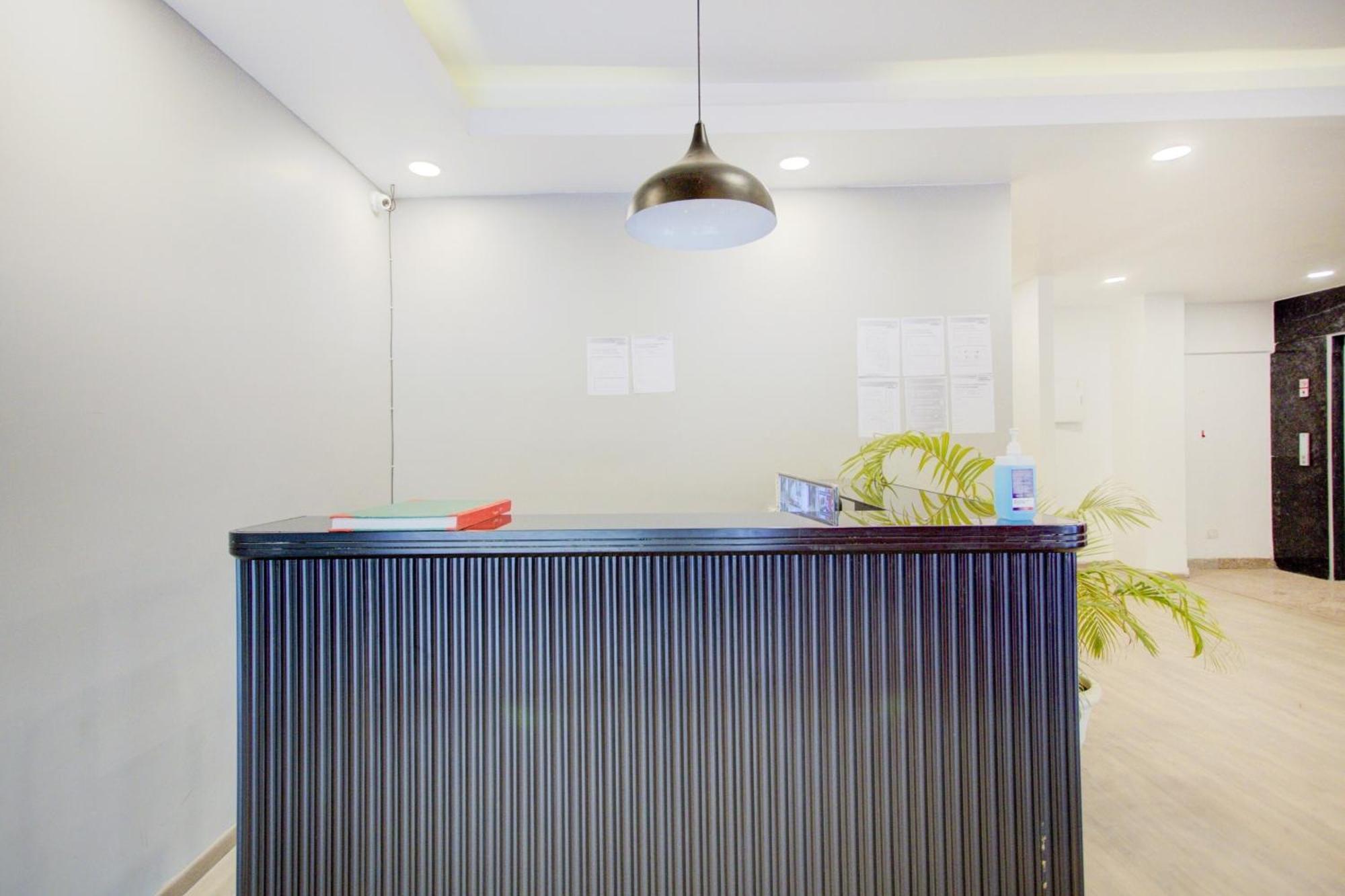 Townhouse Townhouse Atal Chowk Indirapuram גאזיאבאד מראה חיצוני תמונה