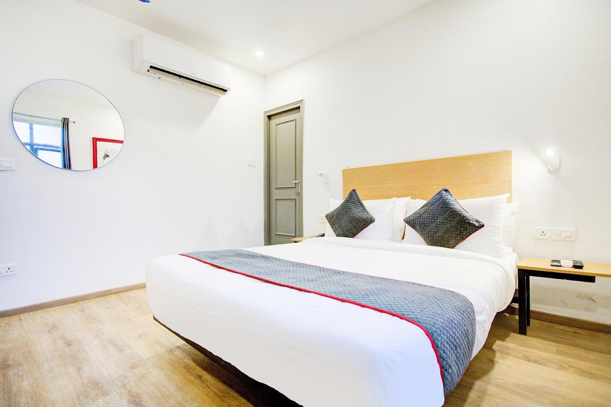 Townhouse Townhouse Atal Chowk Indirapuram גאזיאבאד מראה חיצוני תמונה