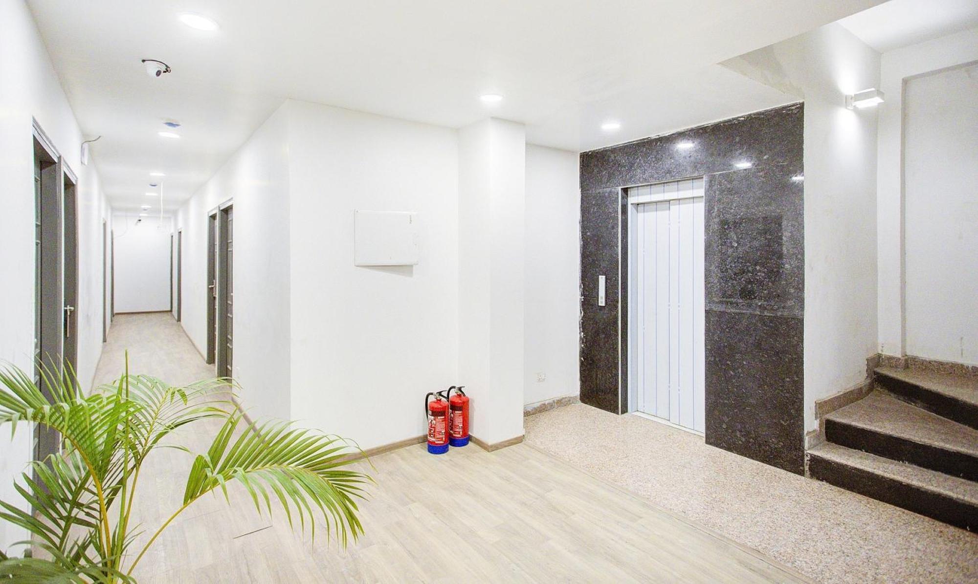 Townhouse Townhouse Atal Chowk Indirapuram גאזיאבאד מראה חיצוני תמונה