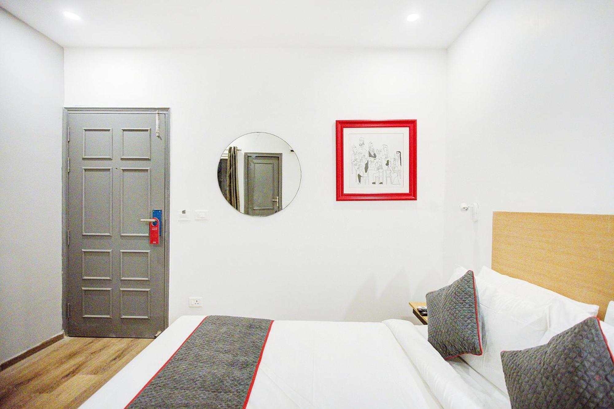 Townhouse Townhouse Atal Chowk Indirapuram גאזיאבאד מראה חיצוני תמונה