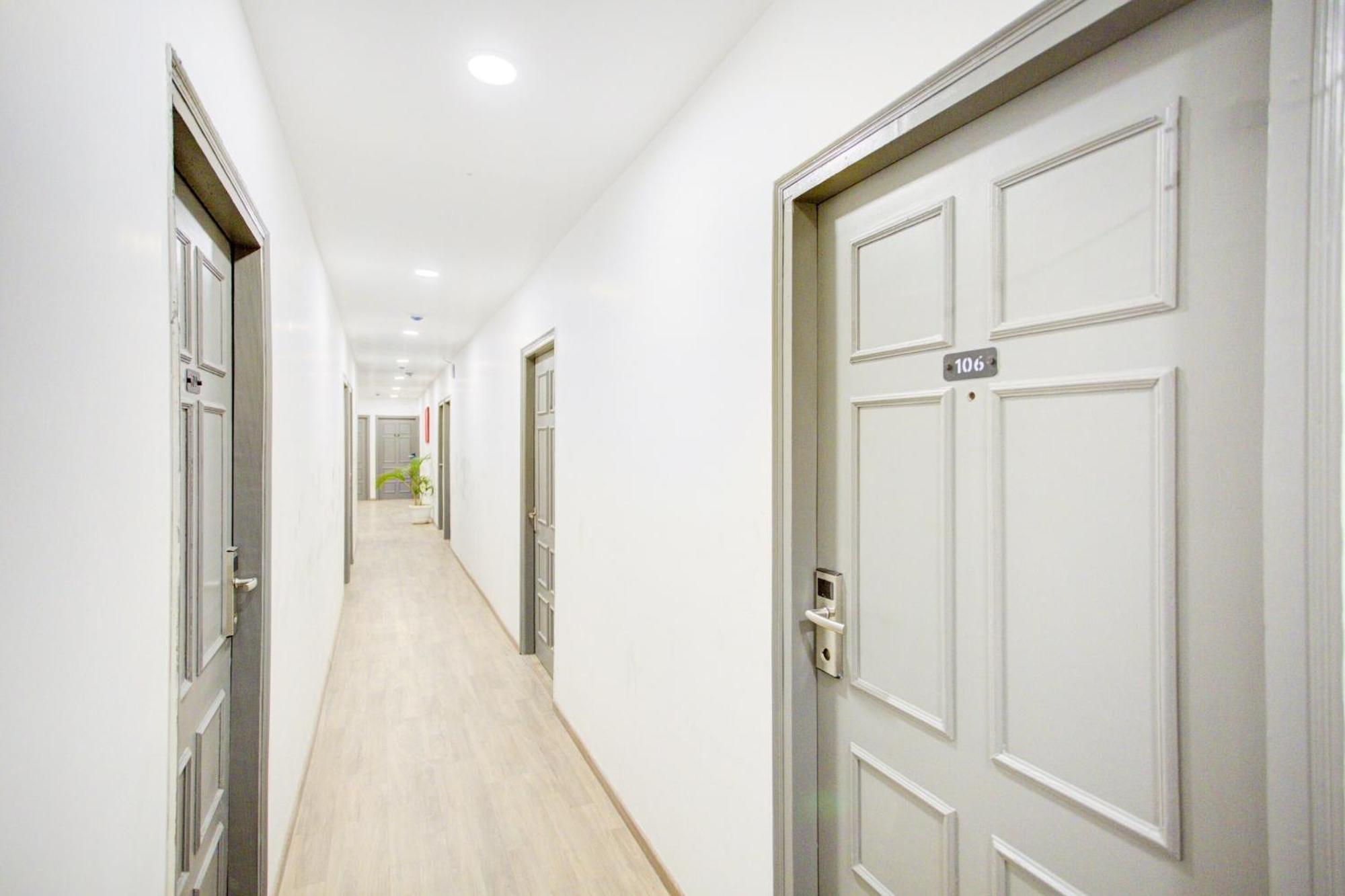 Townhouse Townhouse Atal Chowk Indirapuram גאזיאבאד מראה חיצוני תמונה
