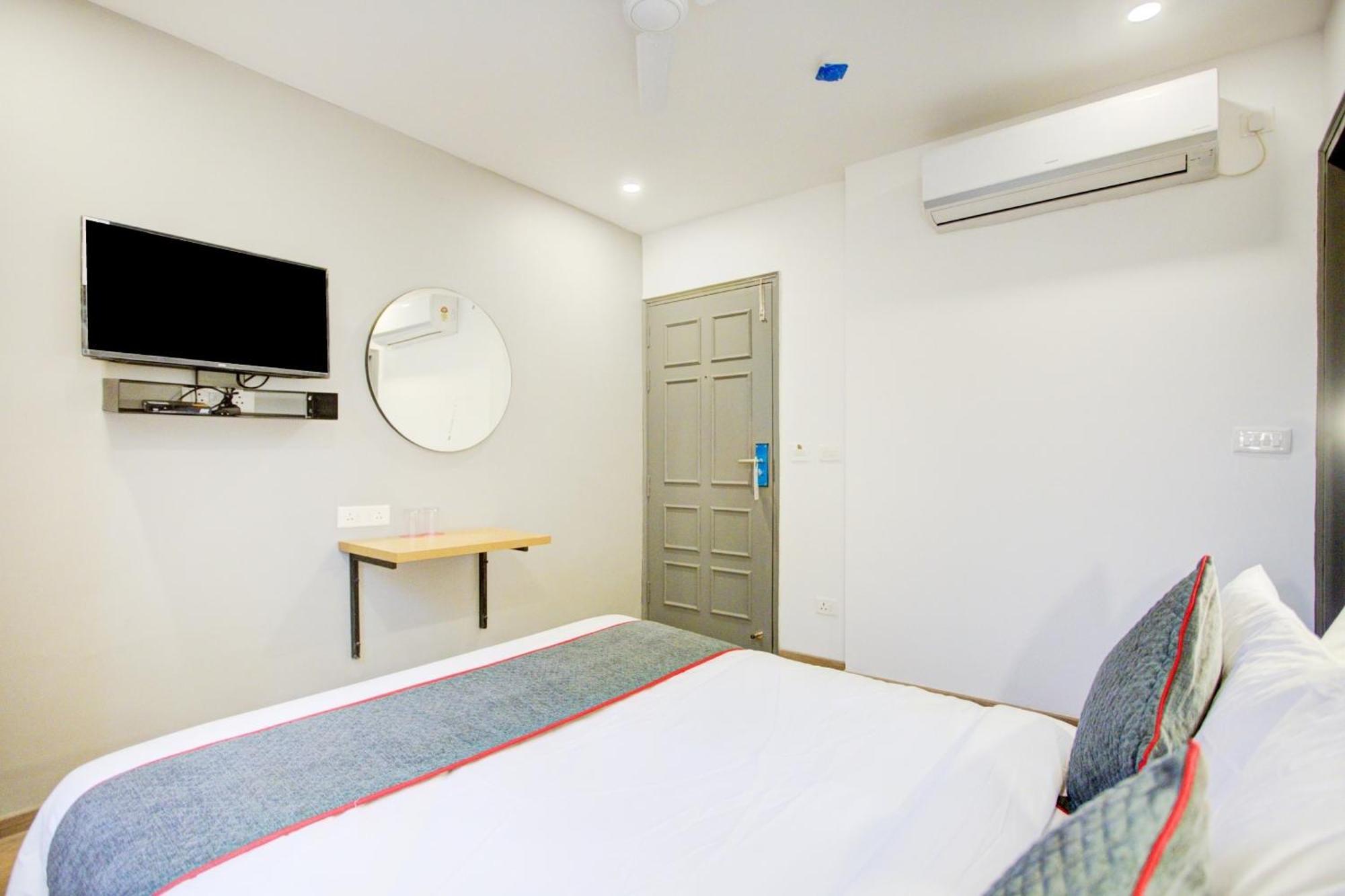 Townhouse Townhouse Atal Chowk Indirapuram גאזיאבאד מראה חיצוני תמונה