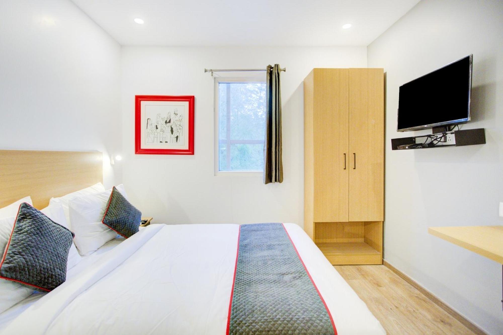 Townhouse Townhouse Atal Chowk Indirapuram גאזיאבאד מראה חיצוני תמונה
